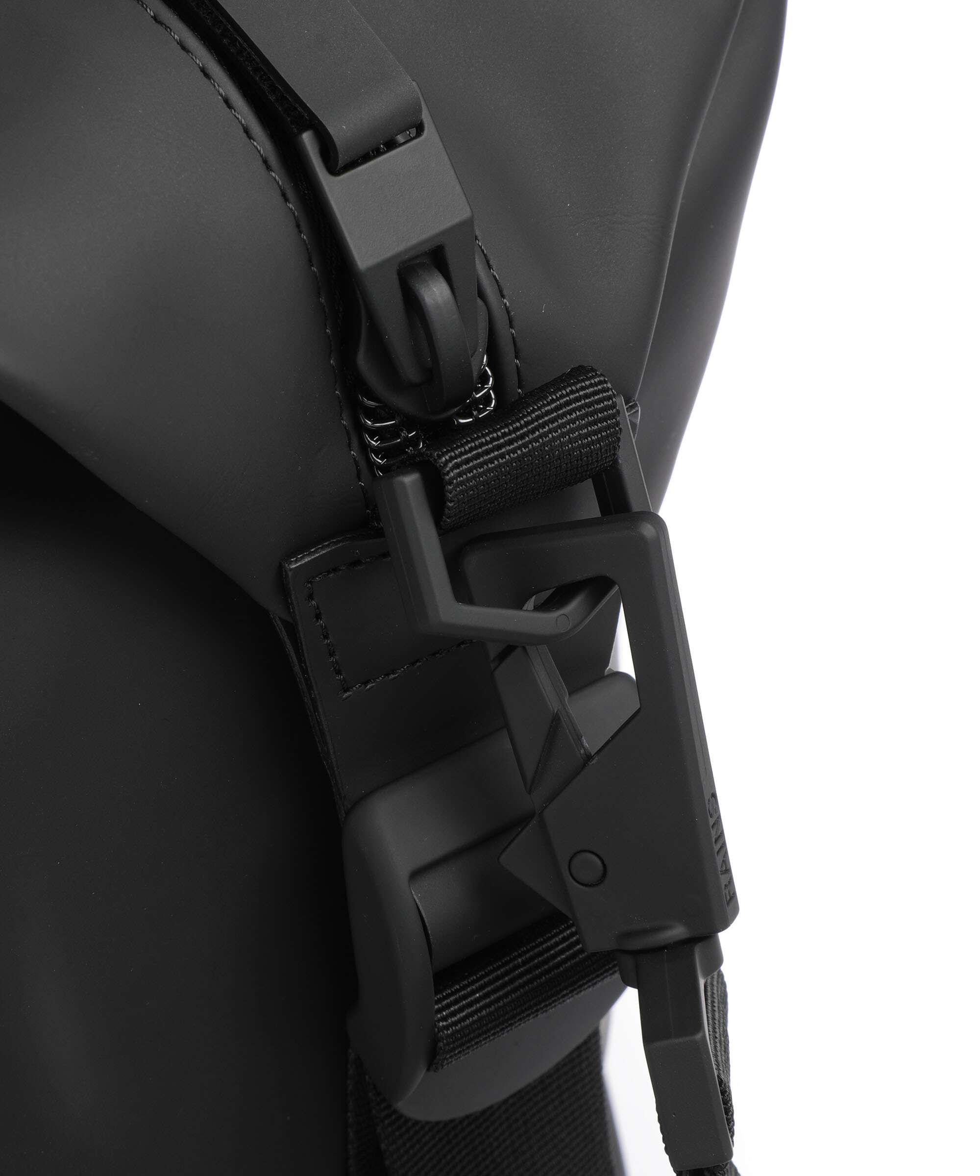 Rains Texel Weekend bag black - Image 3