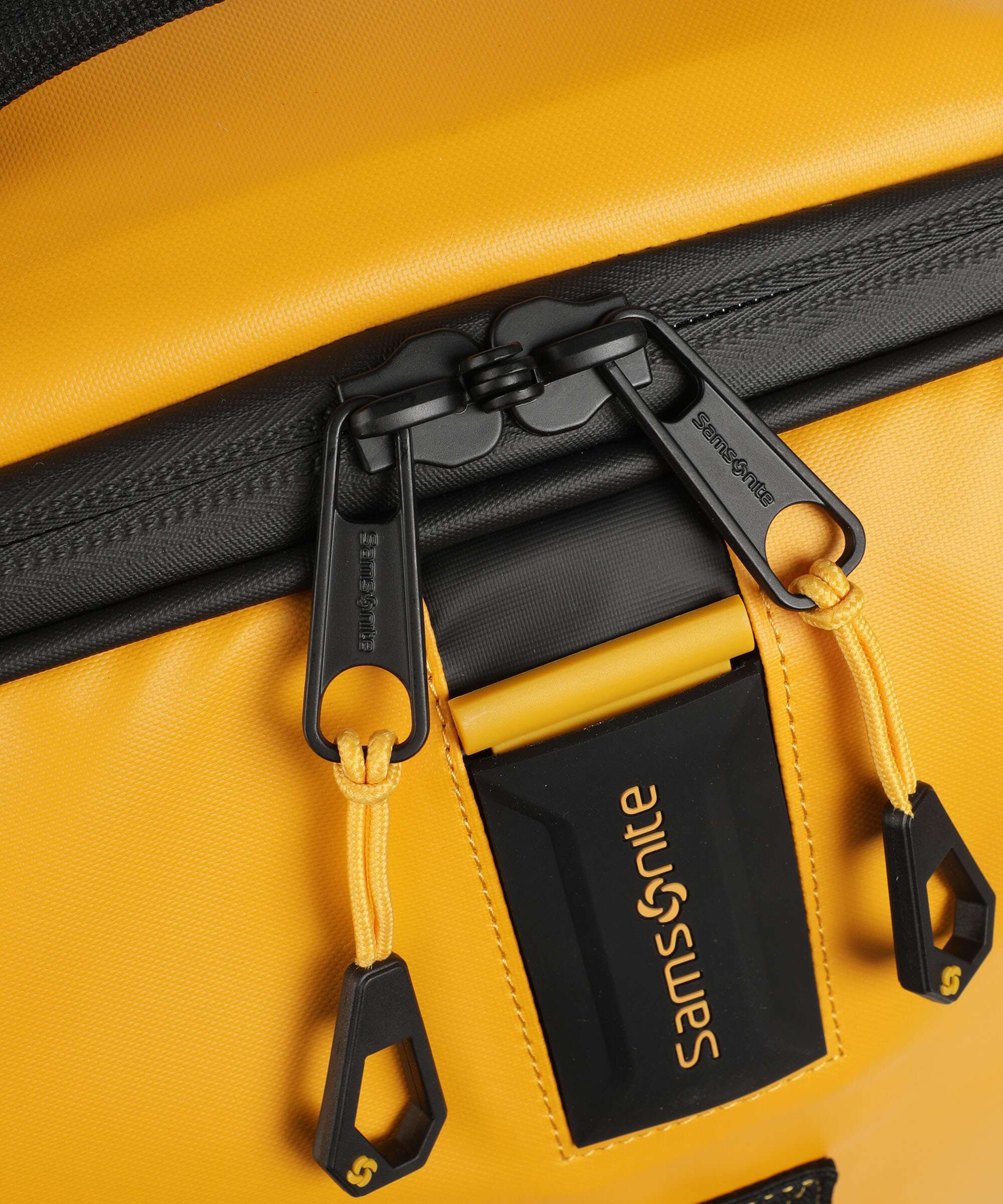 Samsonite Paradiver Light Spinner (4 wheels) yellow - Image 3