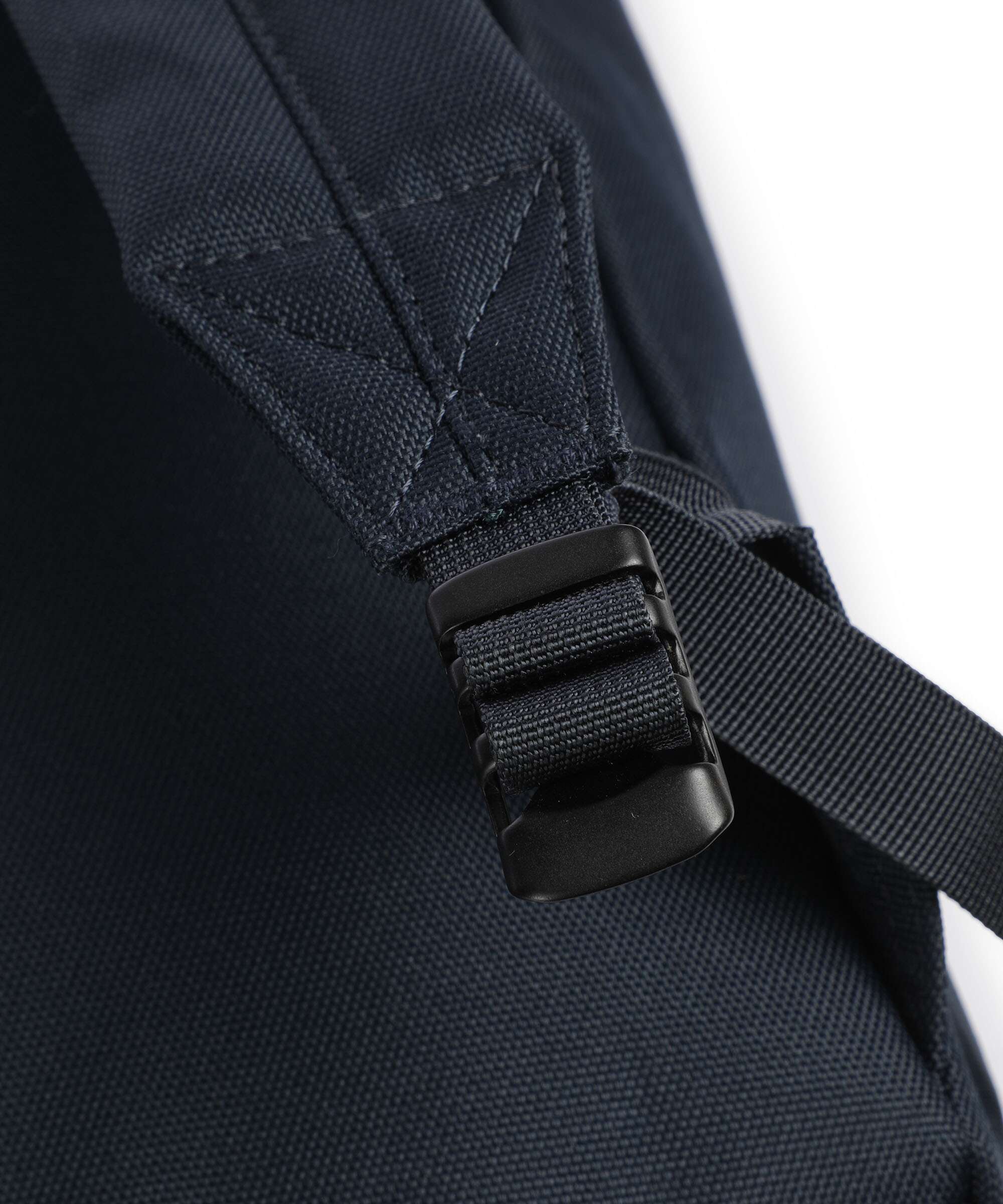 Sandqvist Ground L Rolltop backpack navy - Image 5