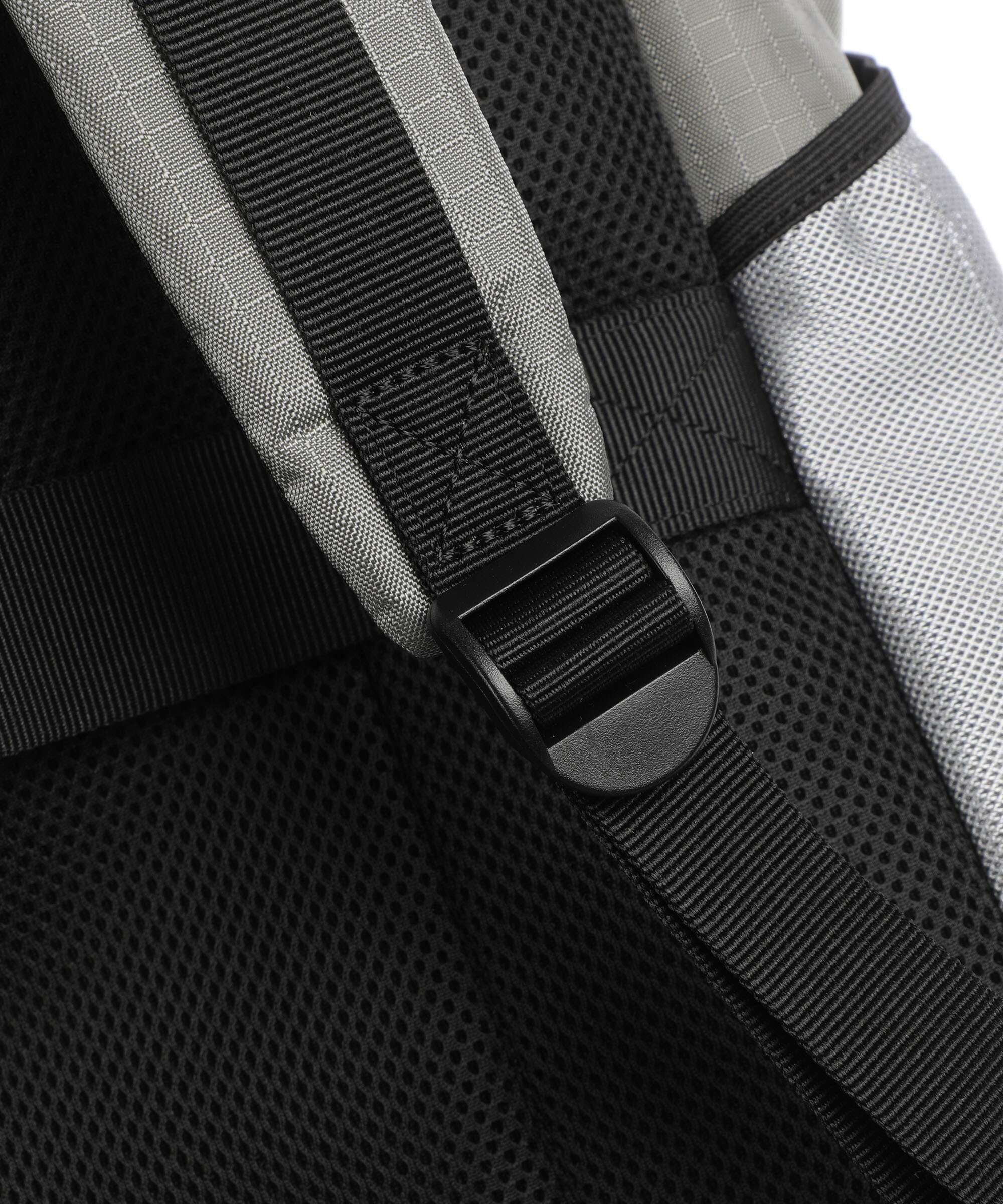 Strellson Homerton Sebastian Rolltop backpack offwhite - Image 4