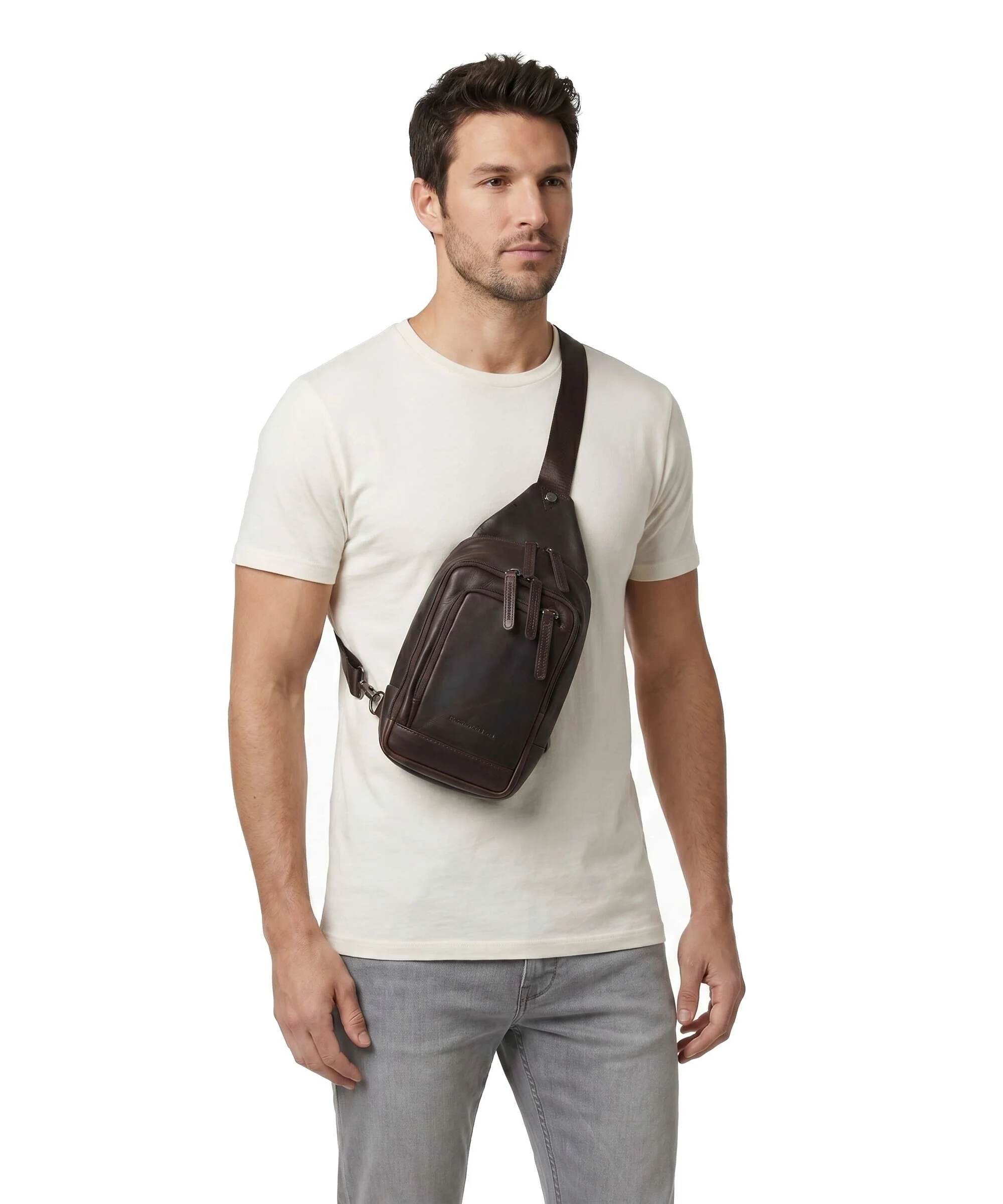 The Chesterfield Brand Cow Wax Pull Up Riga Sling bag brown - Image 4
