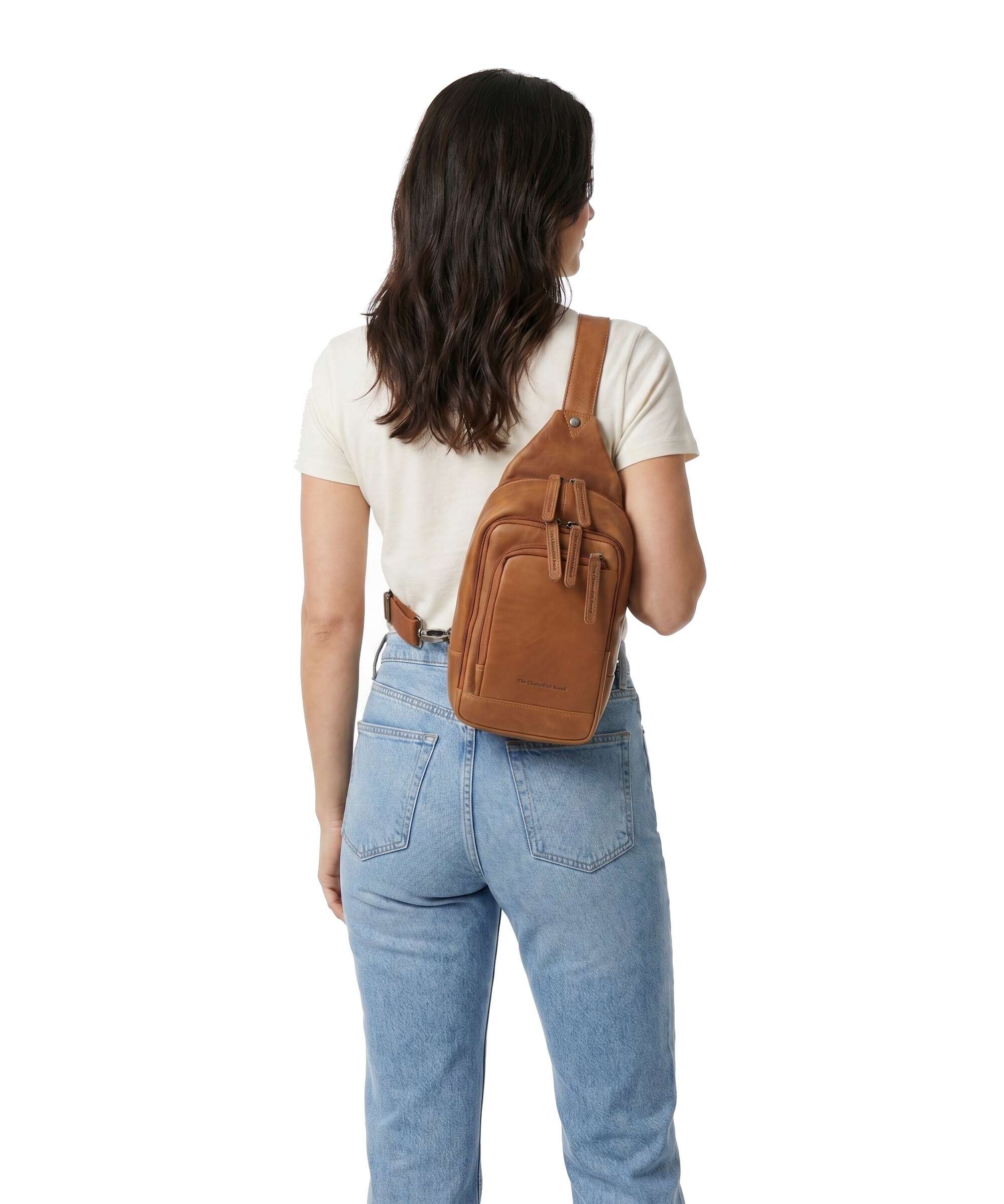 The Chesterfield Brand Cow Wax Pull Up Riga Sling bag cognac - Image 3