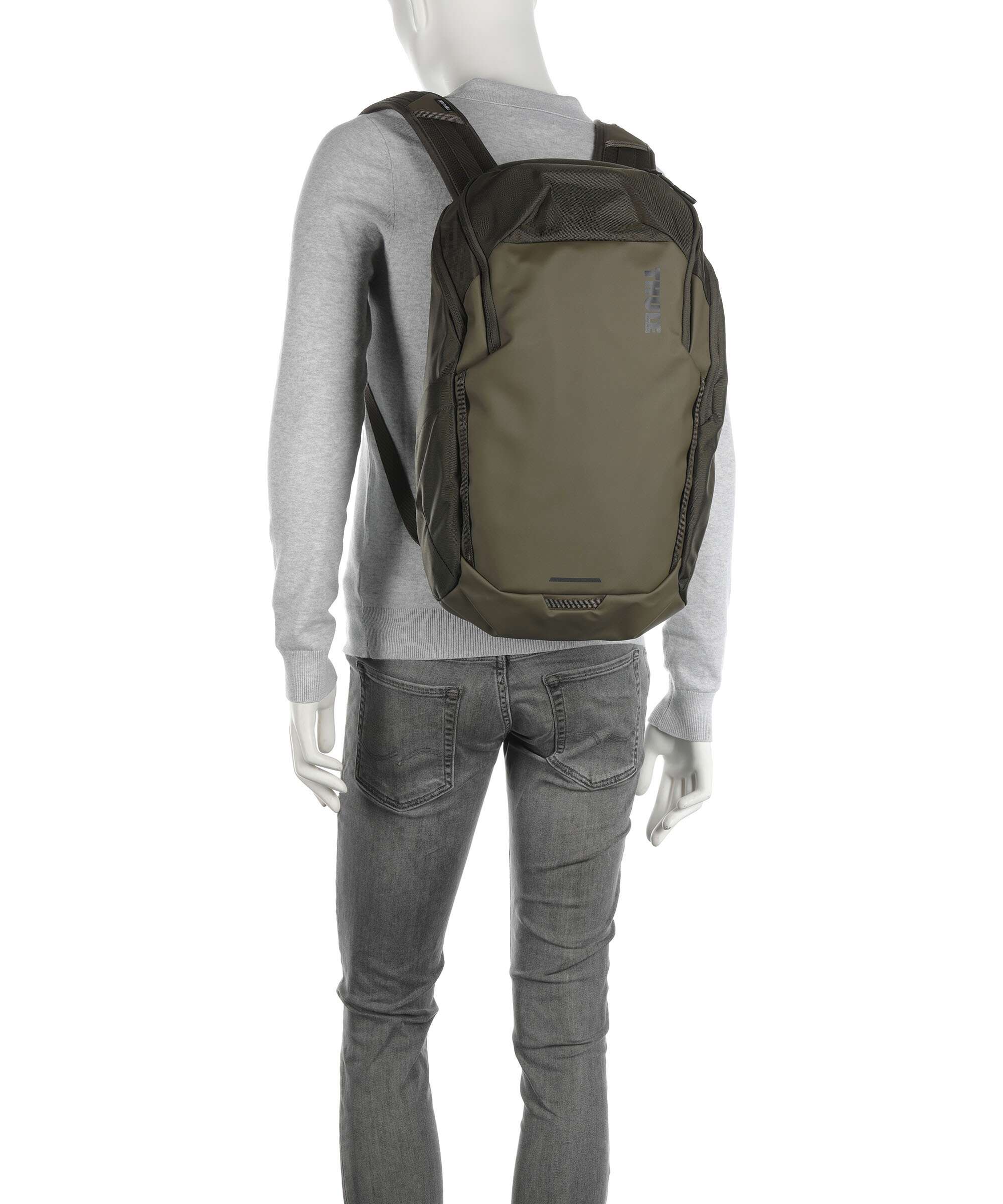 Thule Chasm 26 Backpack darkest blue - Image 3