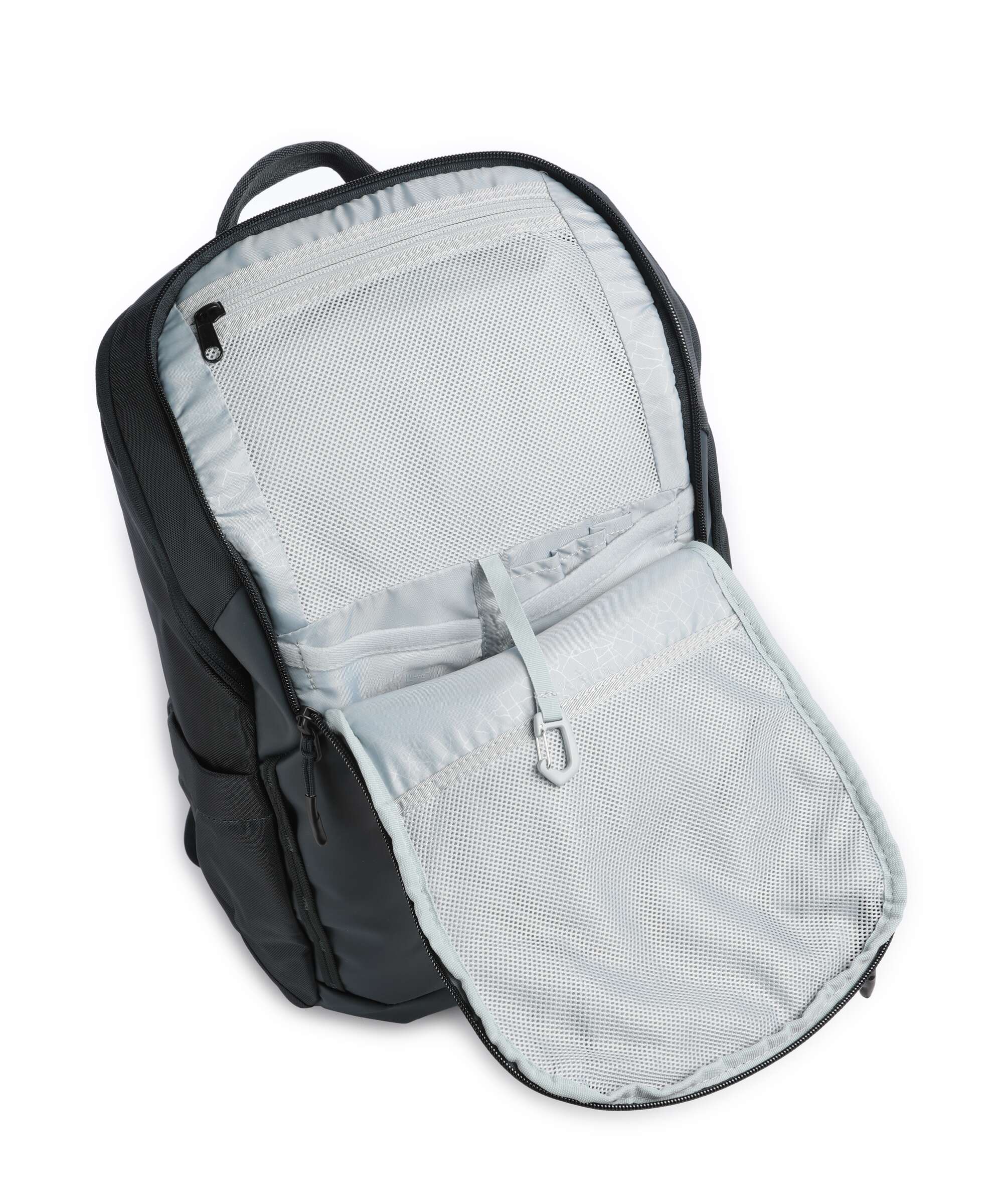 Thule Chasm 26 Backpack darkest blue - Image 4