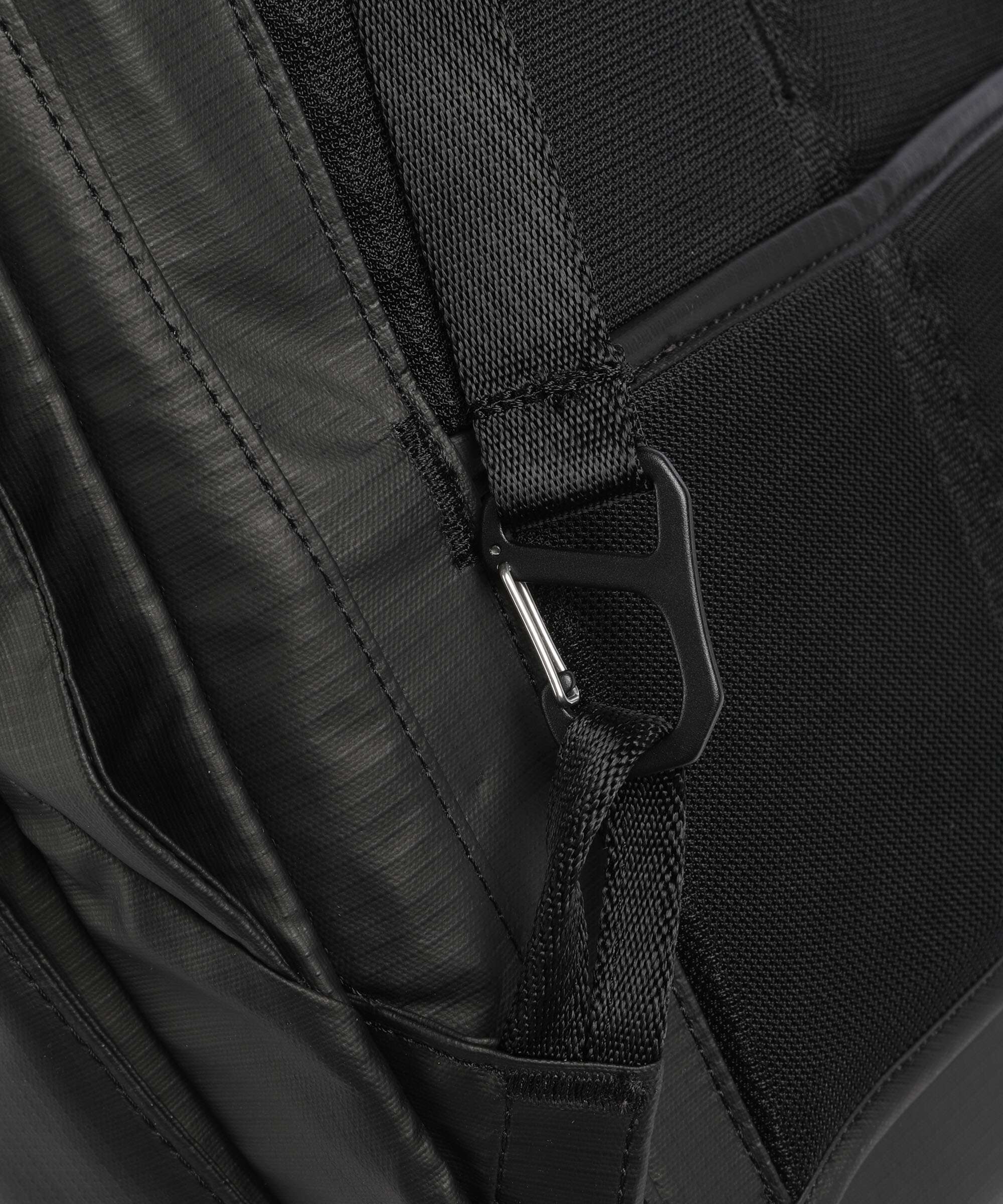 Thule Tact 16 Backpack black - Image 4