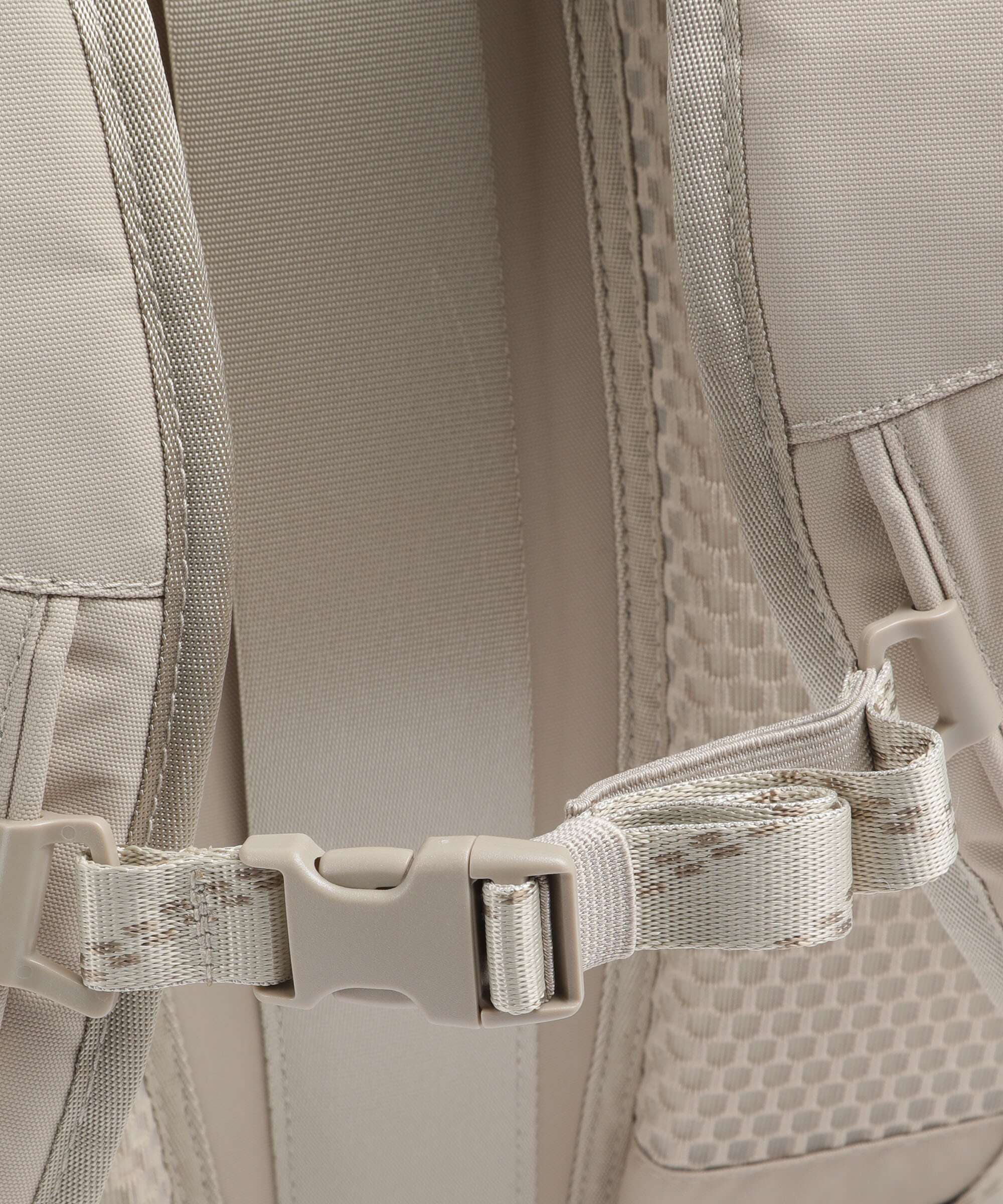 Travelite Venture Line M Backpack sand - Image 5