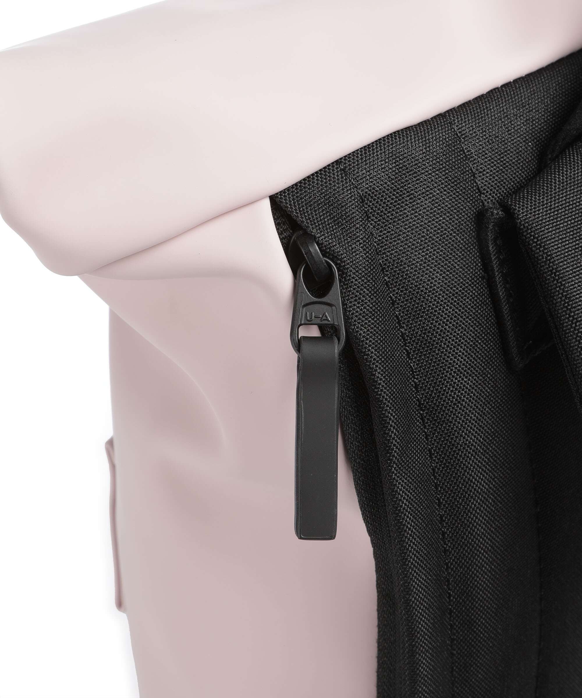 Ucon Acrobatics Lotus Jasper Mini Rolltop backpack light rose - Image 6
