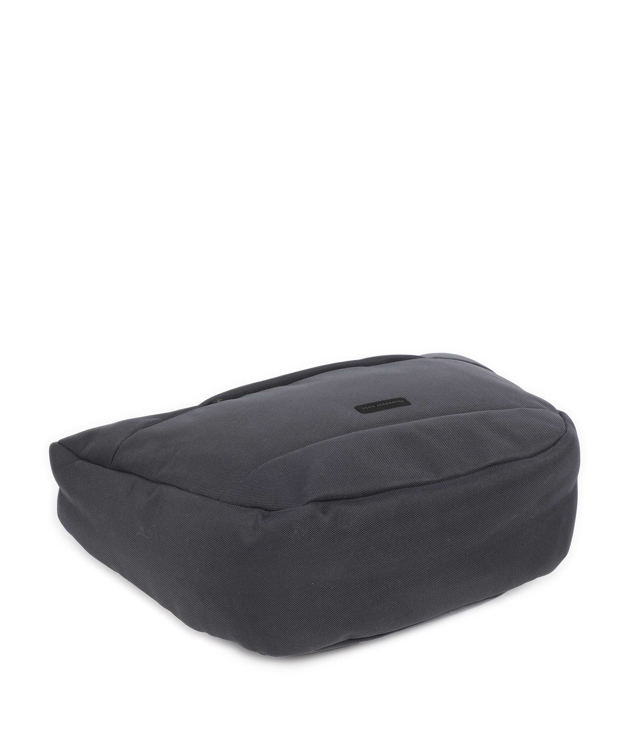 Ucon Acrobatics Original Adam Medium Weekend bag dark navy - Image 4