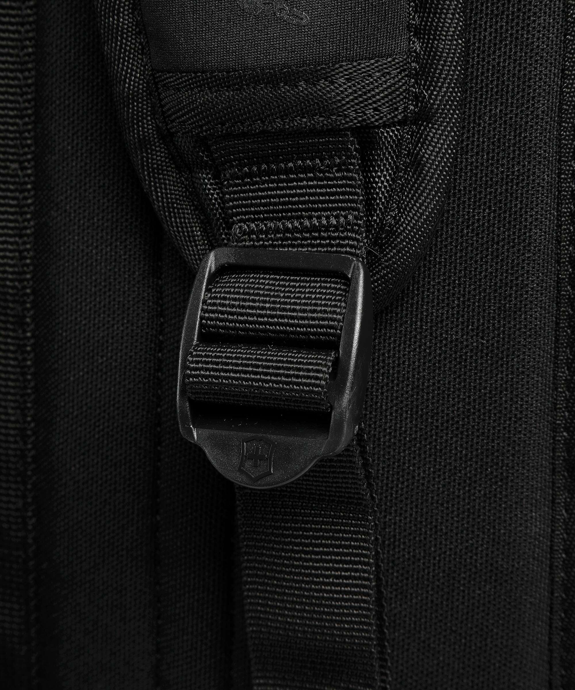 Victorinox Altmont Original Slimline Laptop backpack black - Image 5