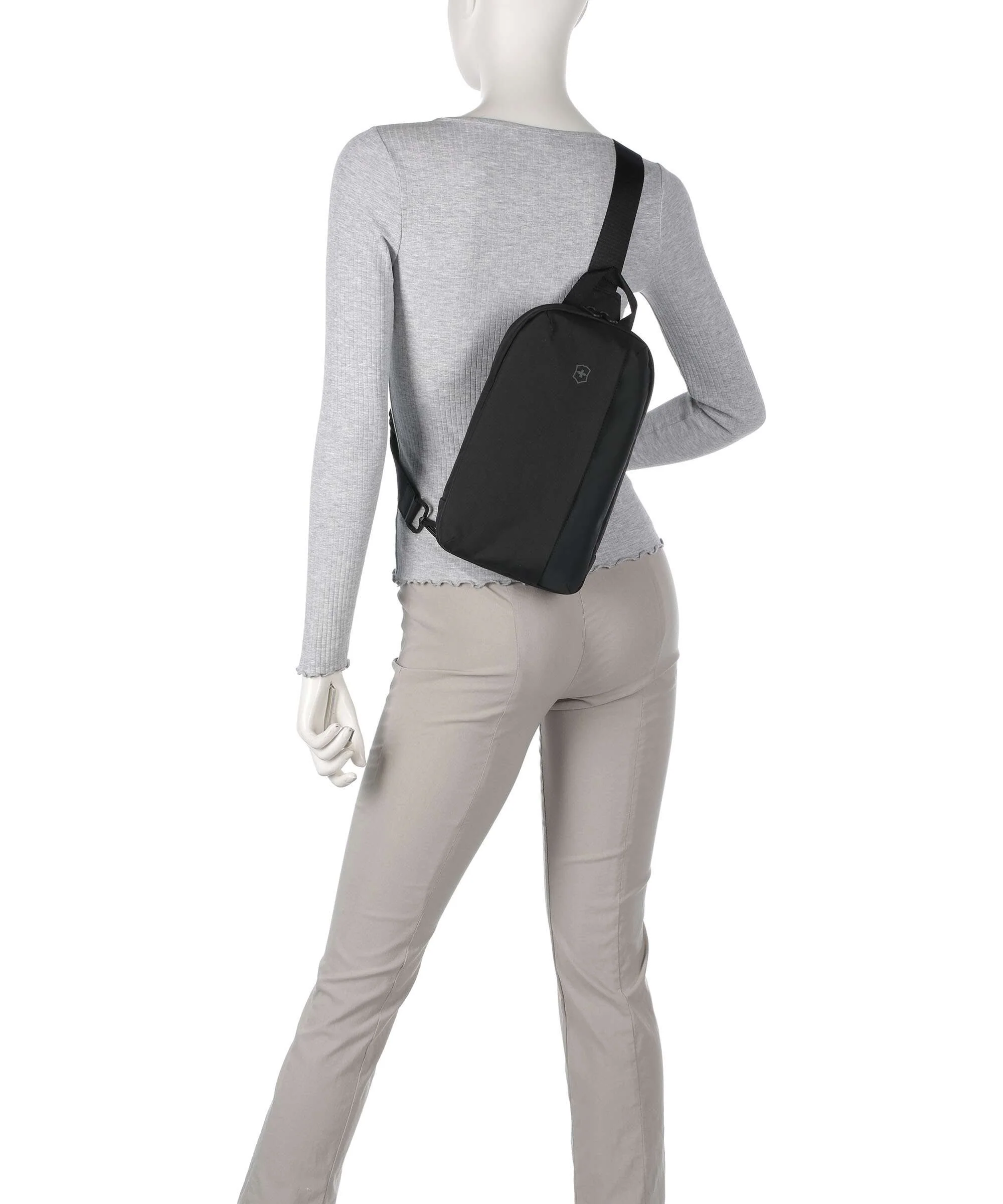Victorinox Travel Essentials Sling bag black - Image 3